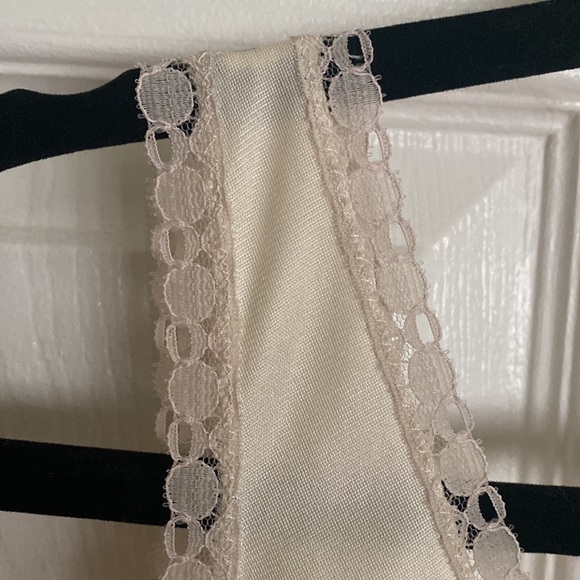 ✨VINTAGE✨ Nightgown - Picture 2 of 6